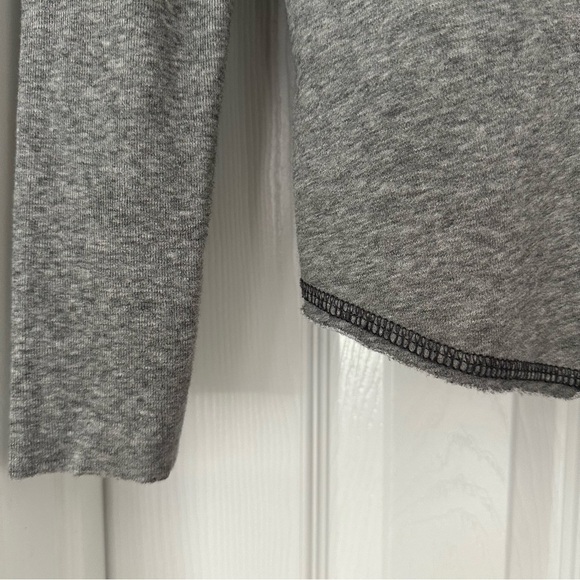 Raw Earth Wild Sky Essential Junction Sweatshirt Heathered Gray Size Small - Picture 11 of 13